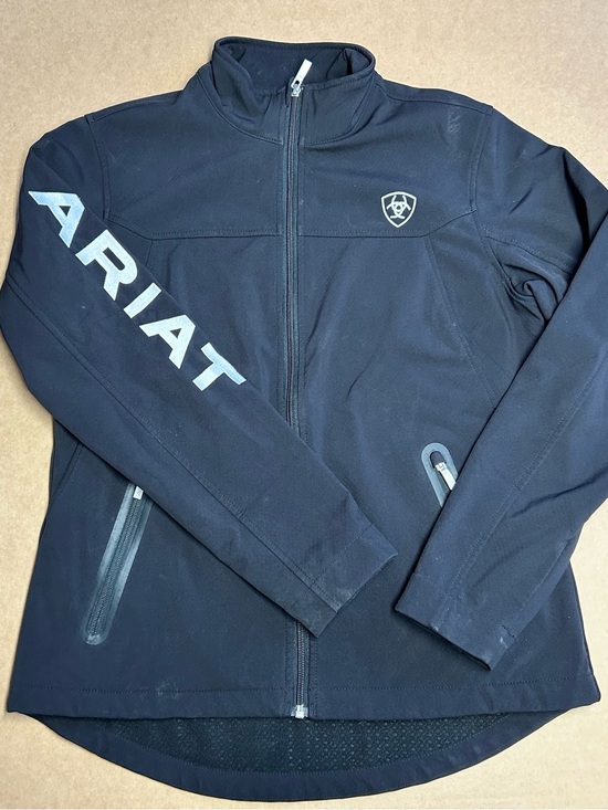 Ariat Jackets & Blazers - Ariat Black Women’s Black Lightweight Softshell Jacket with Sleeve Logo